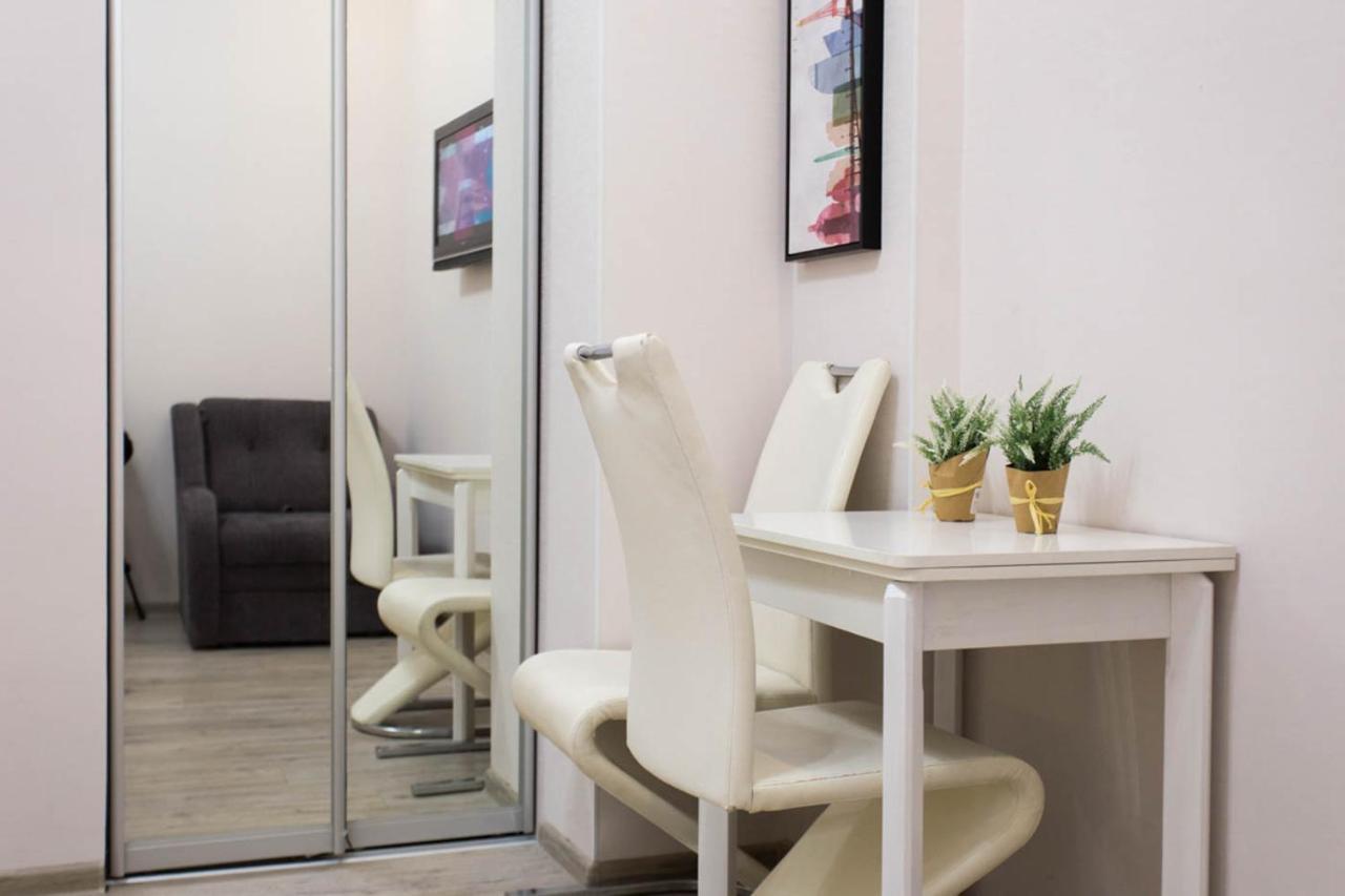 New Apartments In The City Center - Kuznechna Str. 26/1 Charków Zewnętrze zdjęcie
